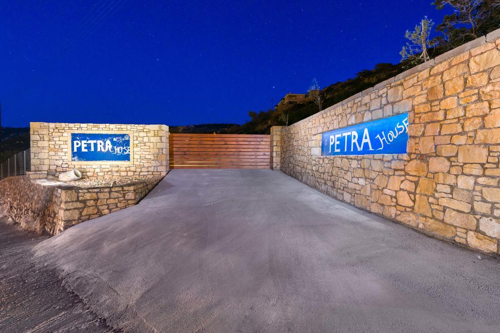 Villa Petra House Karpathos Exterior foto